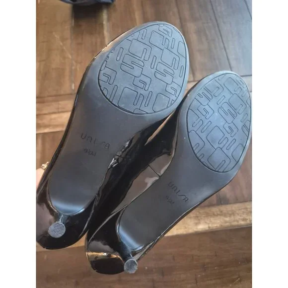 Unisa Black Patent Leather Heels Women’s 9.5M Classic Round Toe Slip-On Style - Picture 5 of 5